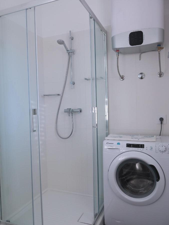 Apartments Rea Крес Екстериор снимка